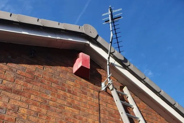 Aerial Repairs  